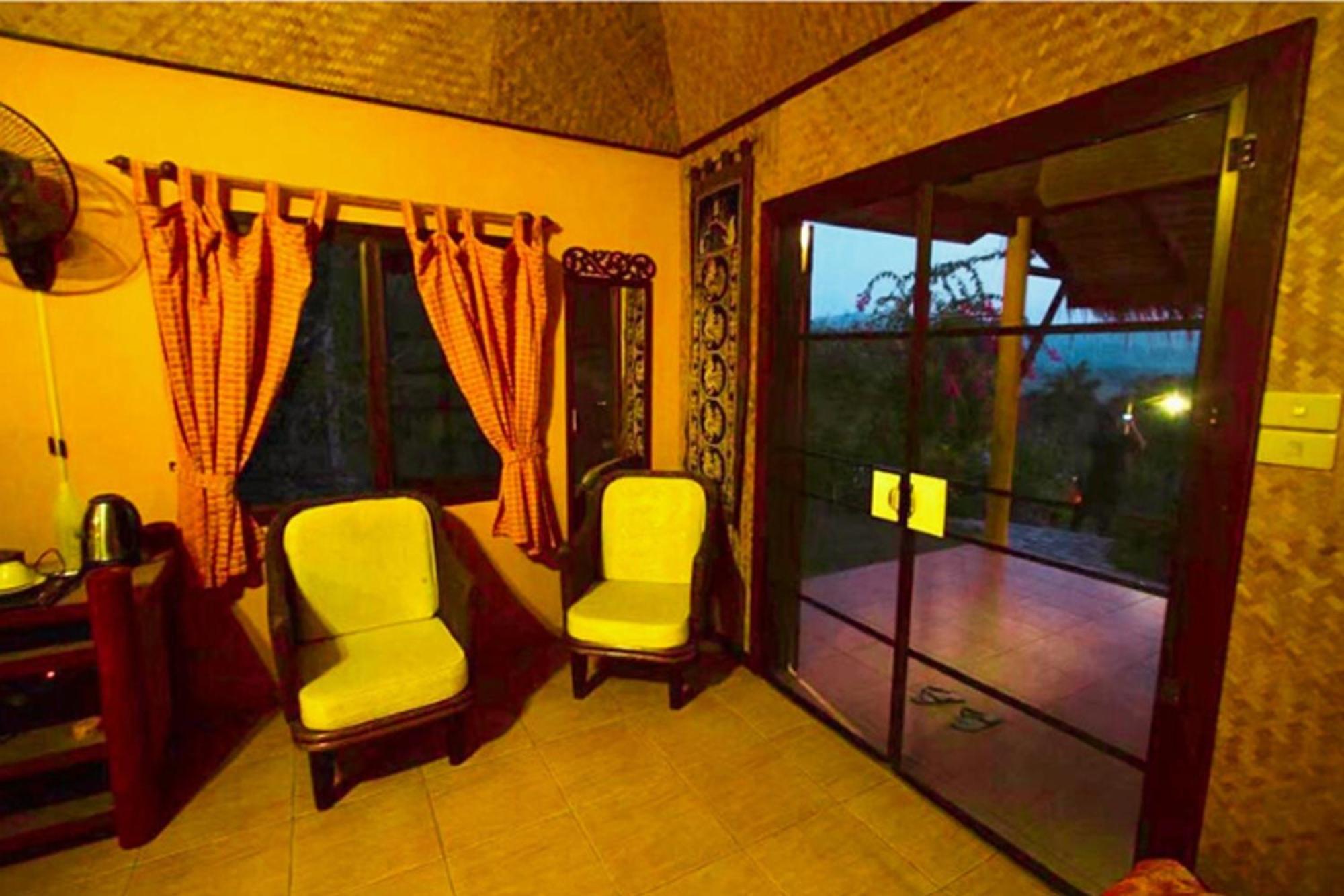 Hotel Old Tree'S House à Mae Ai Extérieur photo