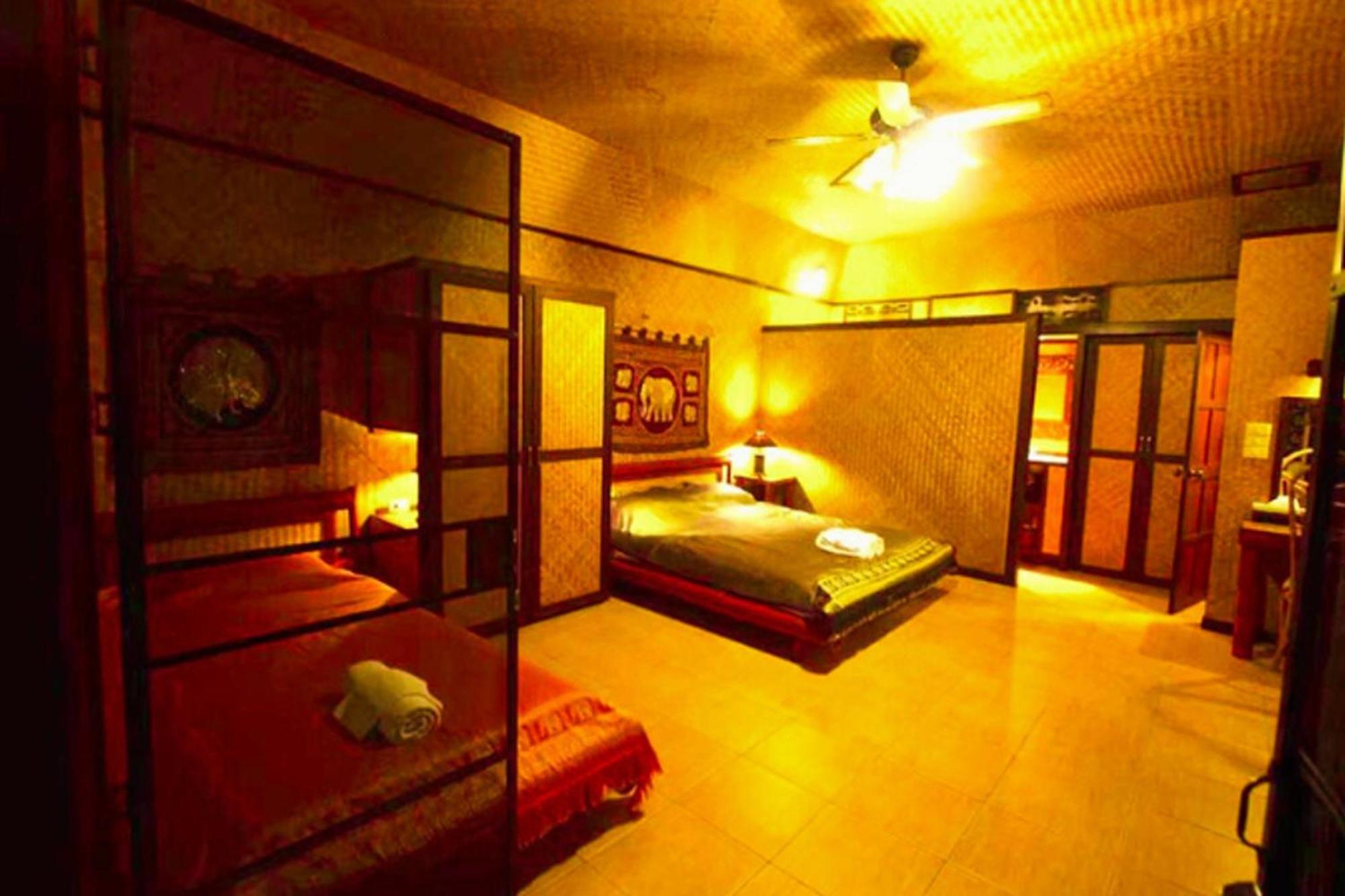 Hotel Old Tree'S House à Mae Ai Extérieur photo